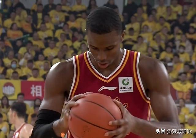 开云体育官网-迪亚洛连续3战吃T领跑技犯榜单:累计7技犯再吃1T将追加停赛